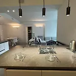 Apartment Luxury View - - *