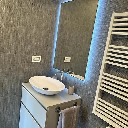 Luxury View - -